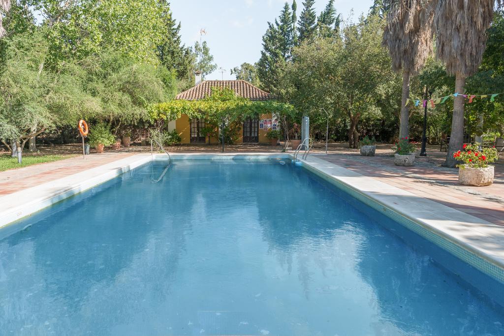 Cortijo Los Monteros Hotel Benalup-Casas Viejas Exterior photo
