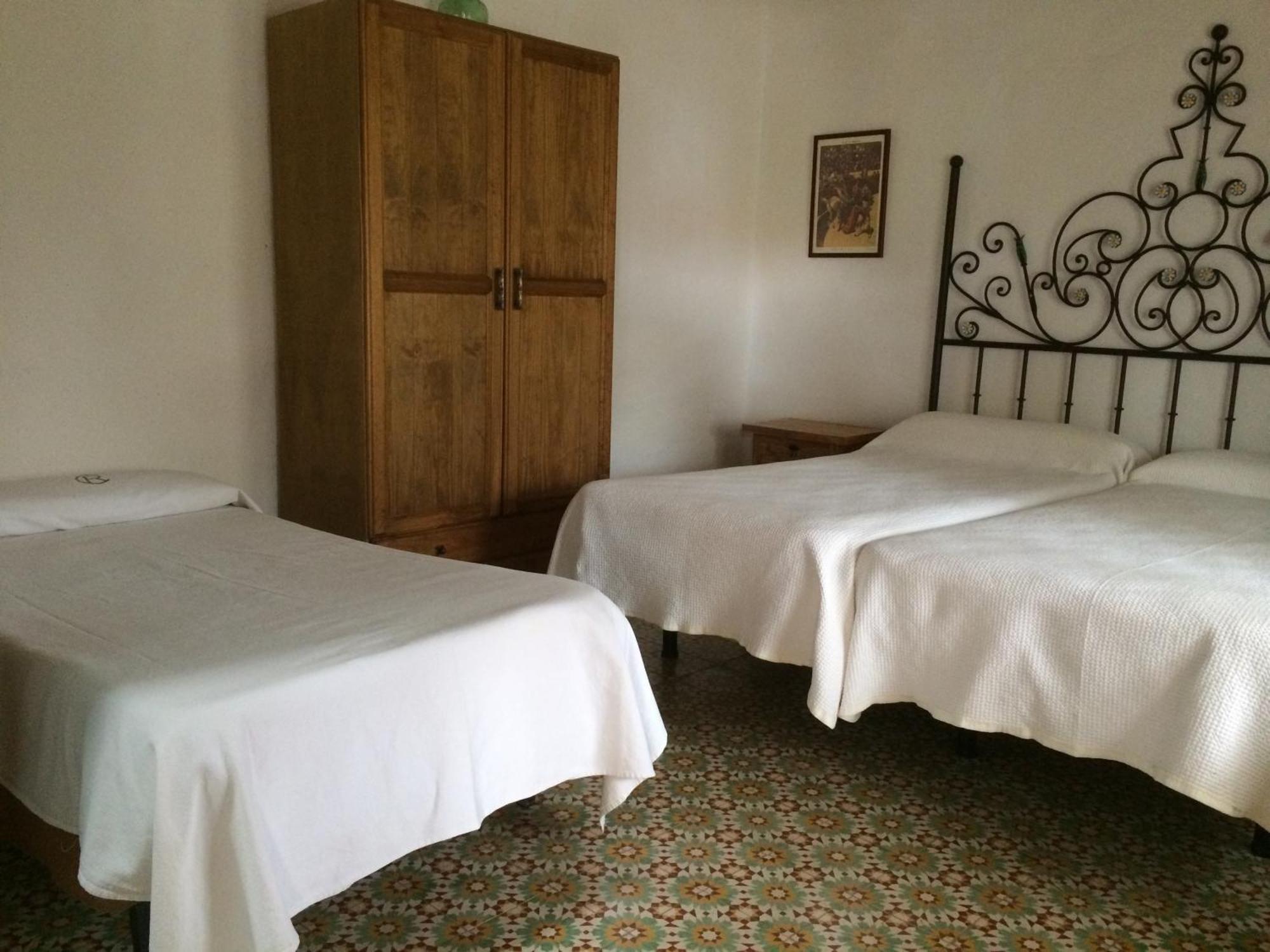 Cortijo Los Monteros Hotel Benalup-Casas Viejas Room photo