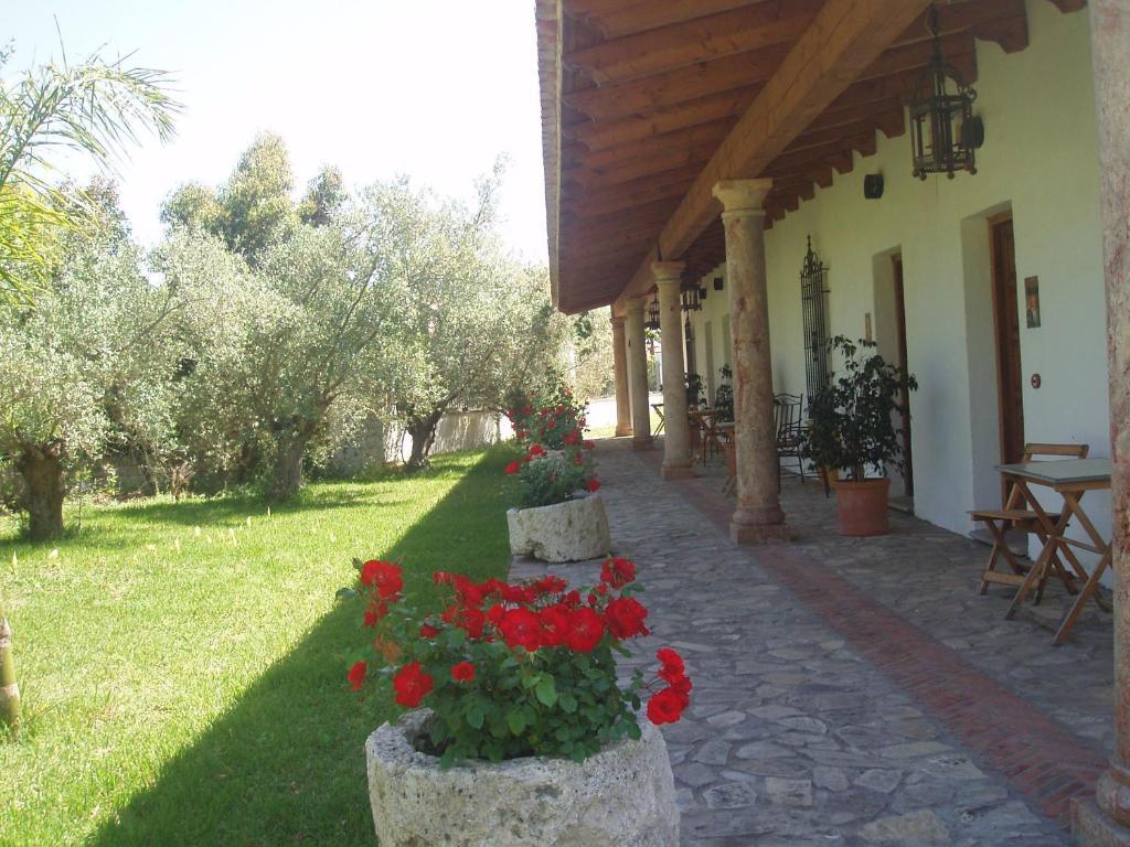 Cortijo Los Monteros Hotel Benalup-Casas Viejas Exterior photo