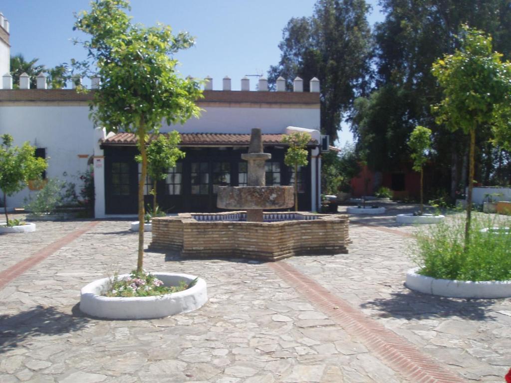 Cortijo Los Monteros Hotel Benalup-Casas Viejas Exterior photo